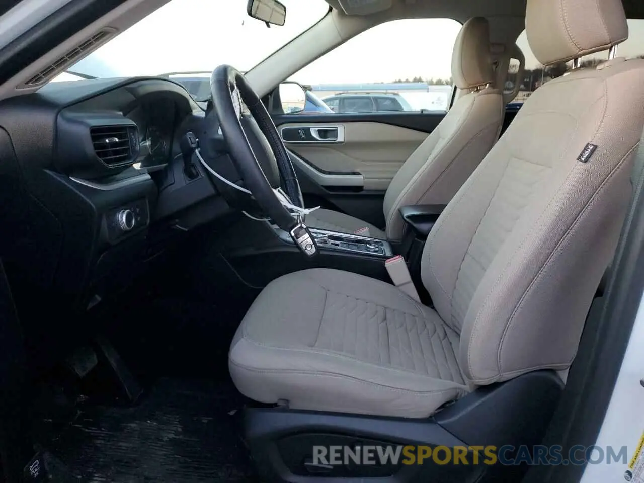 7 Photograph of a damaged car 1FMSK8DHXMGA76738 FORD EXPLORER 2021