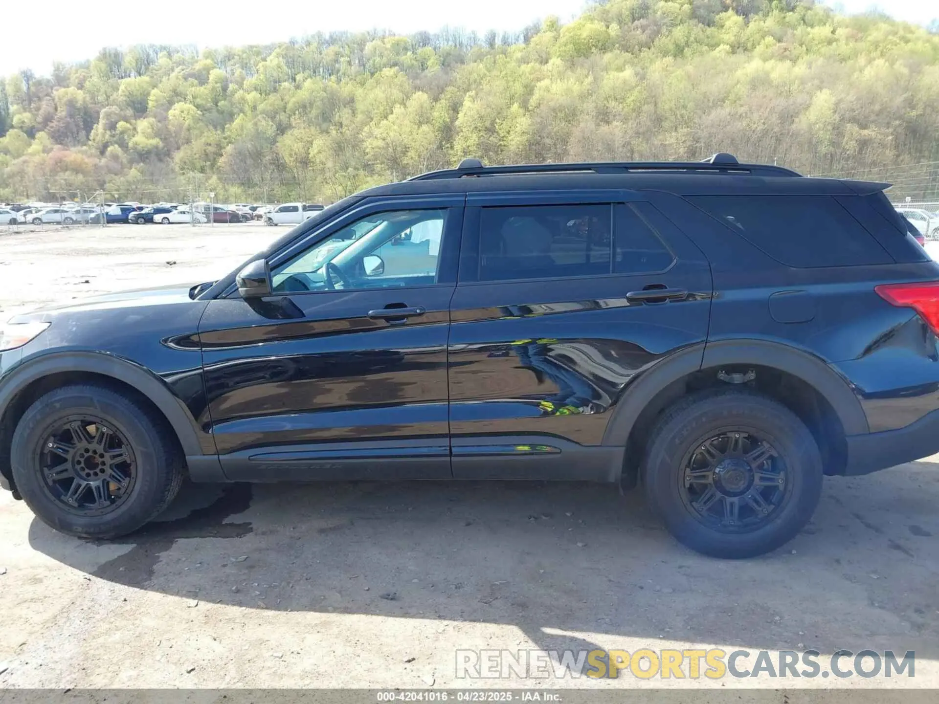 14 Photograph of a damaged car 1FMSK8DHXMGB40910 FORD EXPLORER 2021