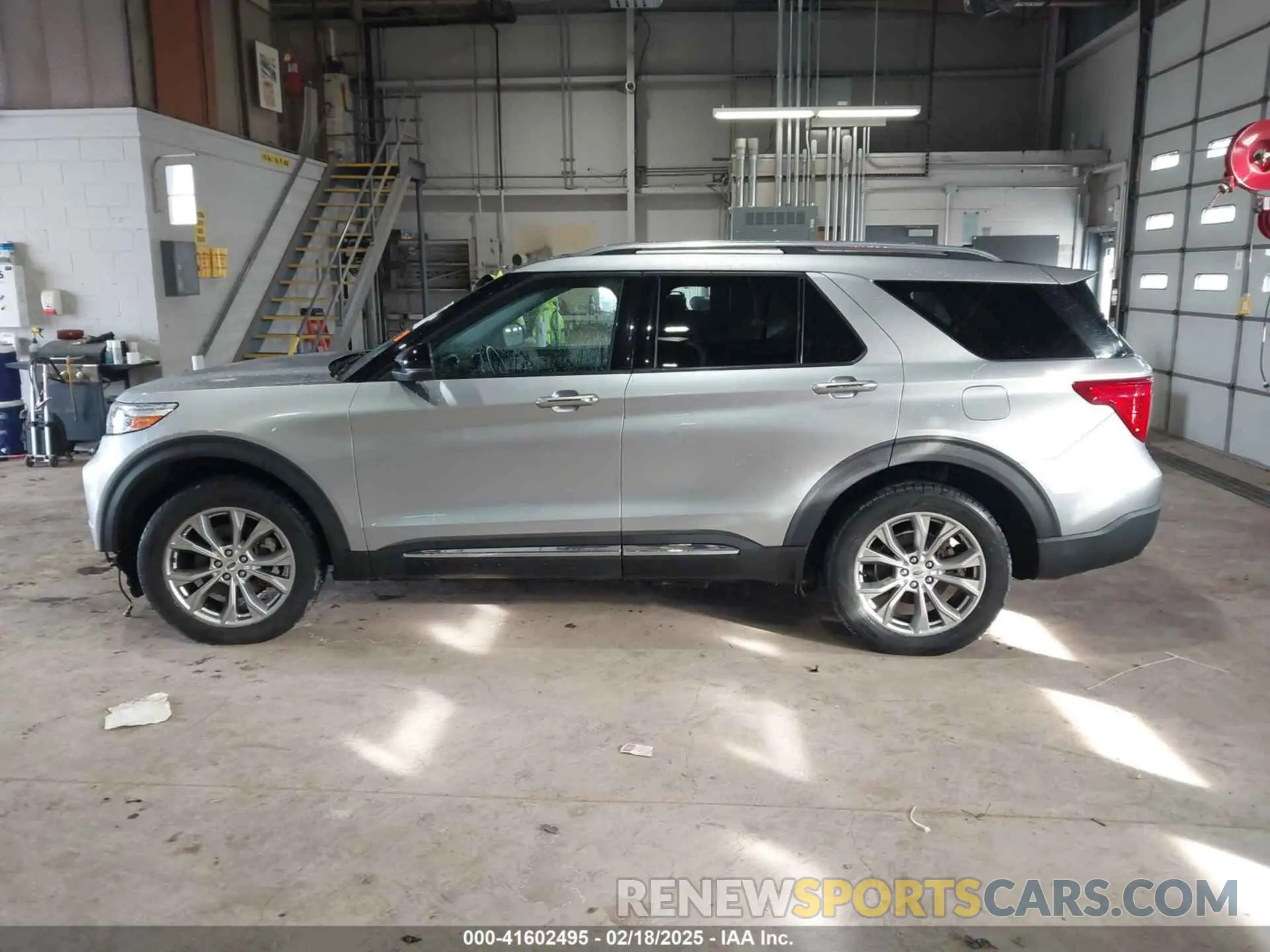 15 Photograph of a damaged car 1FMSK8FH4MGA86114 FORD EXPLORER 2021