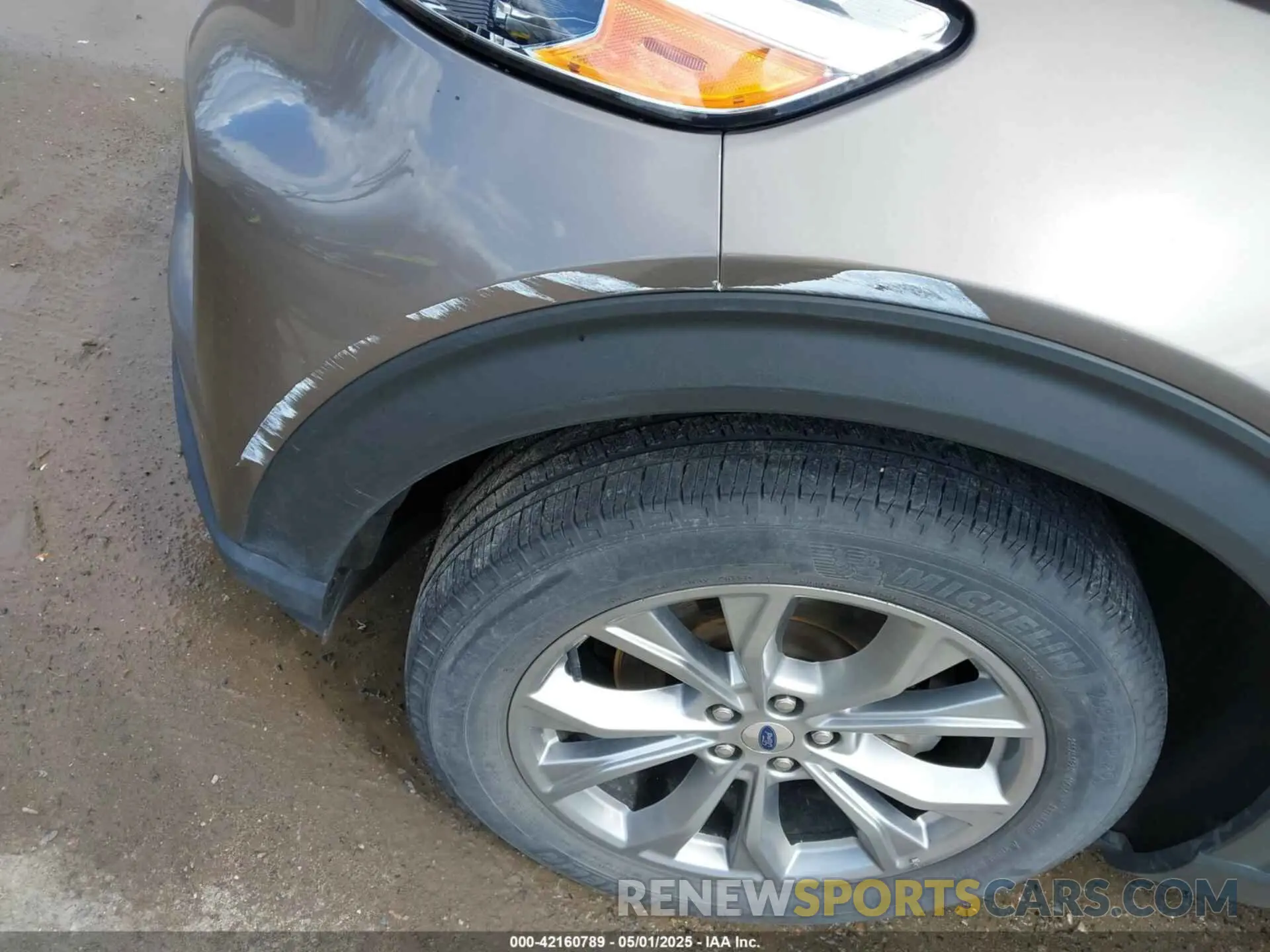 18 Photograph of a damaged car 1FMSK8FH4MGB72622 FORD EXPLORER 2021