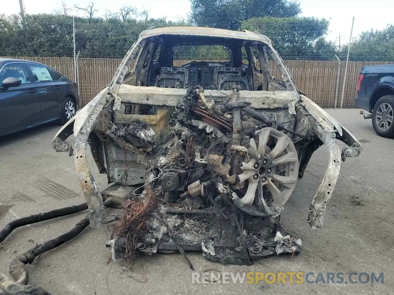 5 Фотография поврежденного автомобиля 1FMSK8FH8MGB52096 FORD EXPLORER 2021