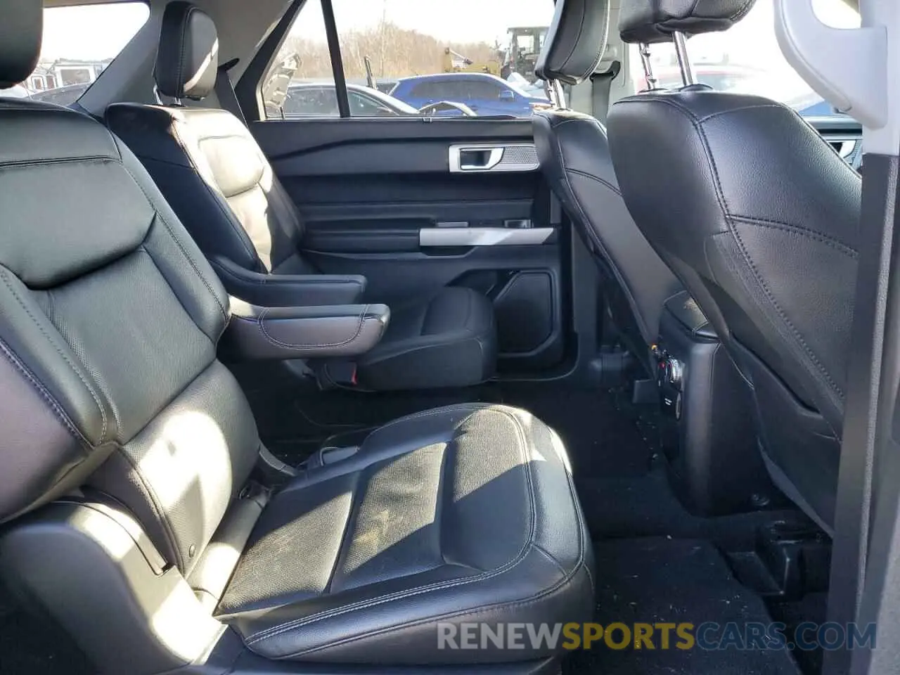 11 Photograph of a damaged car 1FMSK8FHXMGA88501 FORD EXPLORER 2021