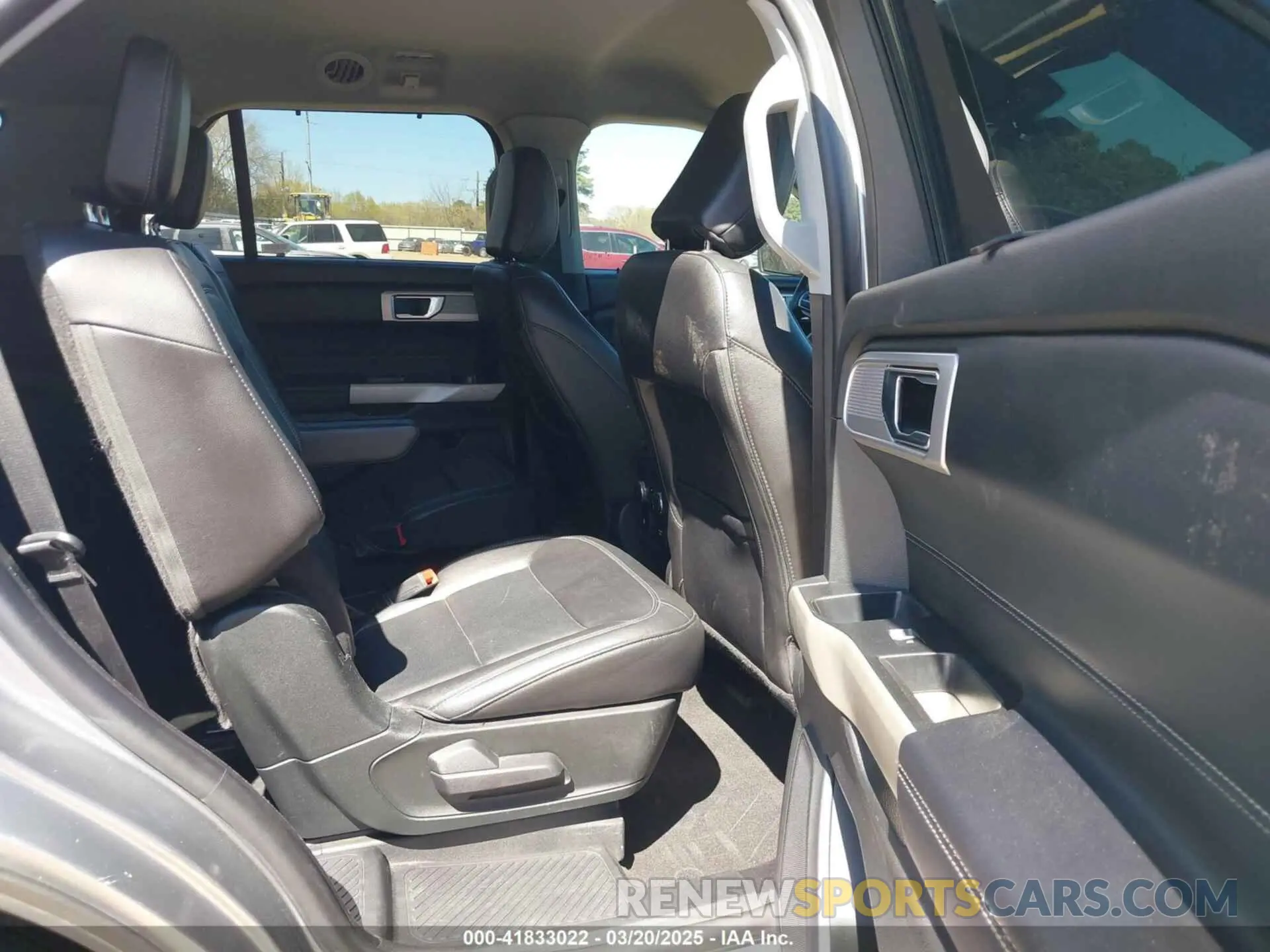 8 Photograph of a damaged car 1FMSK8FHXMGA88644 FORD EXPLORER 2021