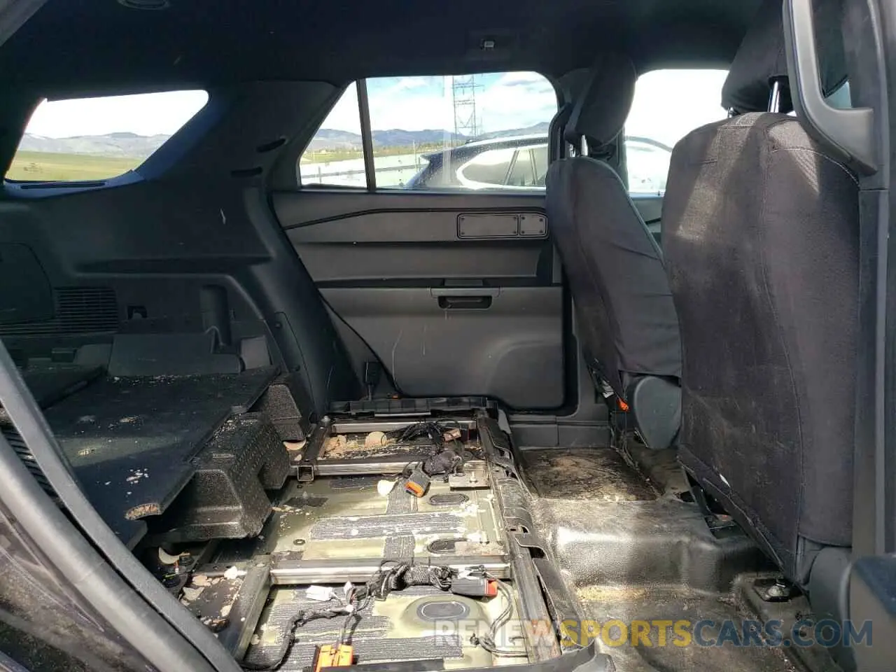 11 Фотография поврежденного автомобиля 1FM5K8AB1NGB76662 FORD EXPLORER 2022