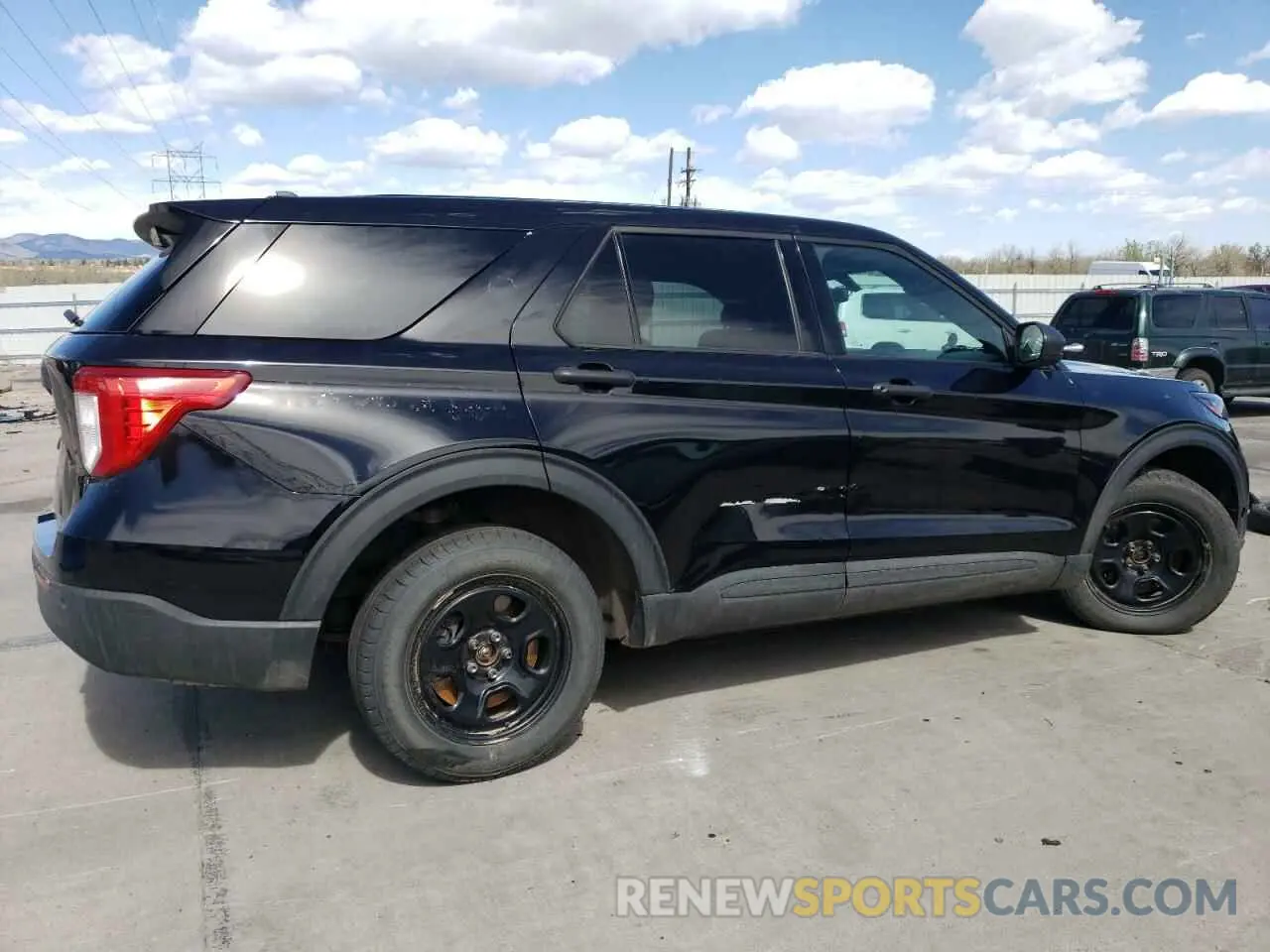 3 Фотография поврежденного автомобиля 1FM5K8AB1NGB76662 FORD EXPLORER 2022