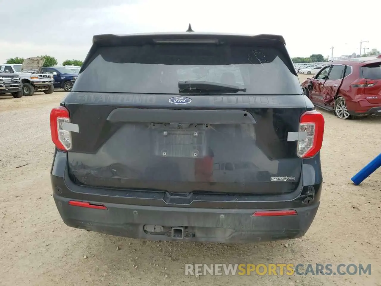 6 Photograph of a damaged car 1FM5K8AB1NGC24306 FORD EXPLORER 2022