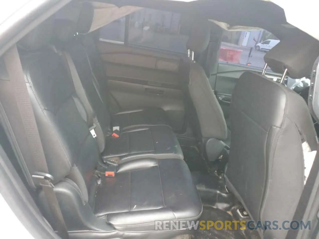 11 Фотография поврежденного автомобиля 1FM5K8AB4NGA50117 FORD EXPLORER 2022
