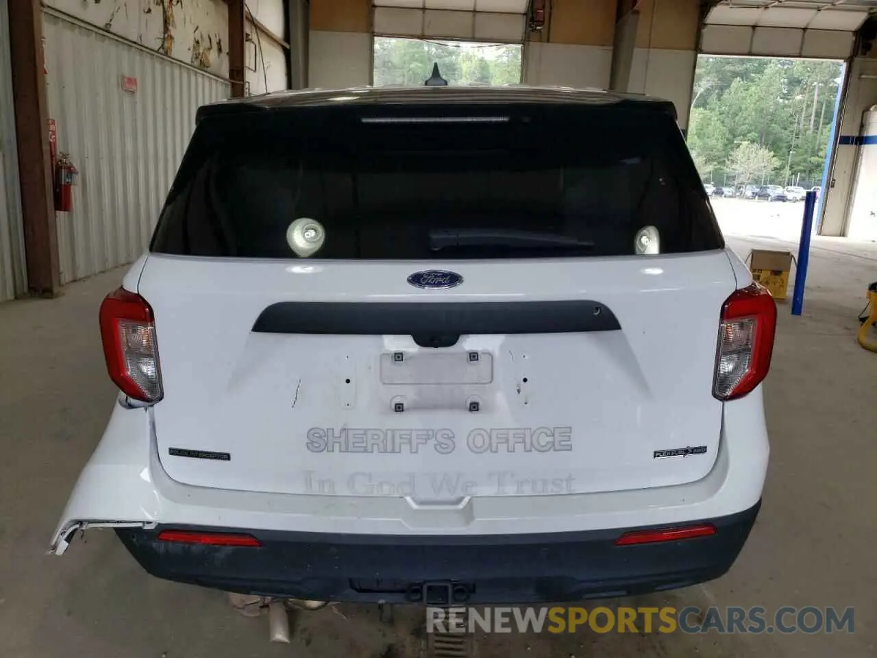 6 Photograph of a damaged car 1FM5K8AB5NGB71335 FORD EXPLORER 2022