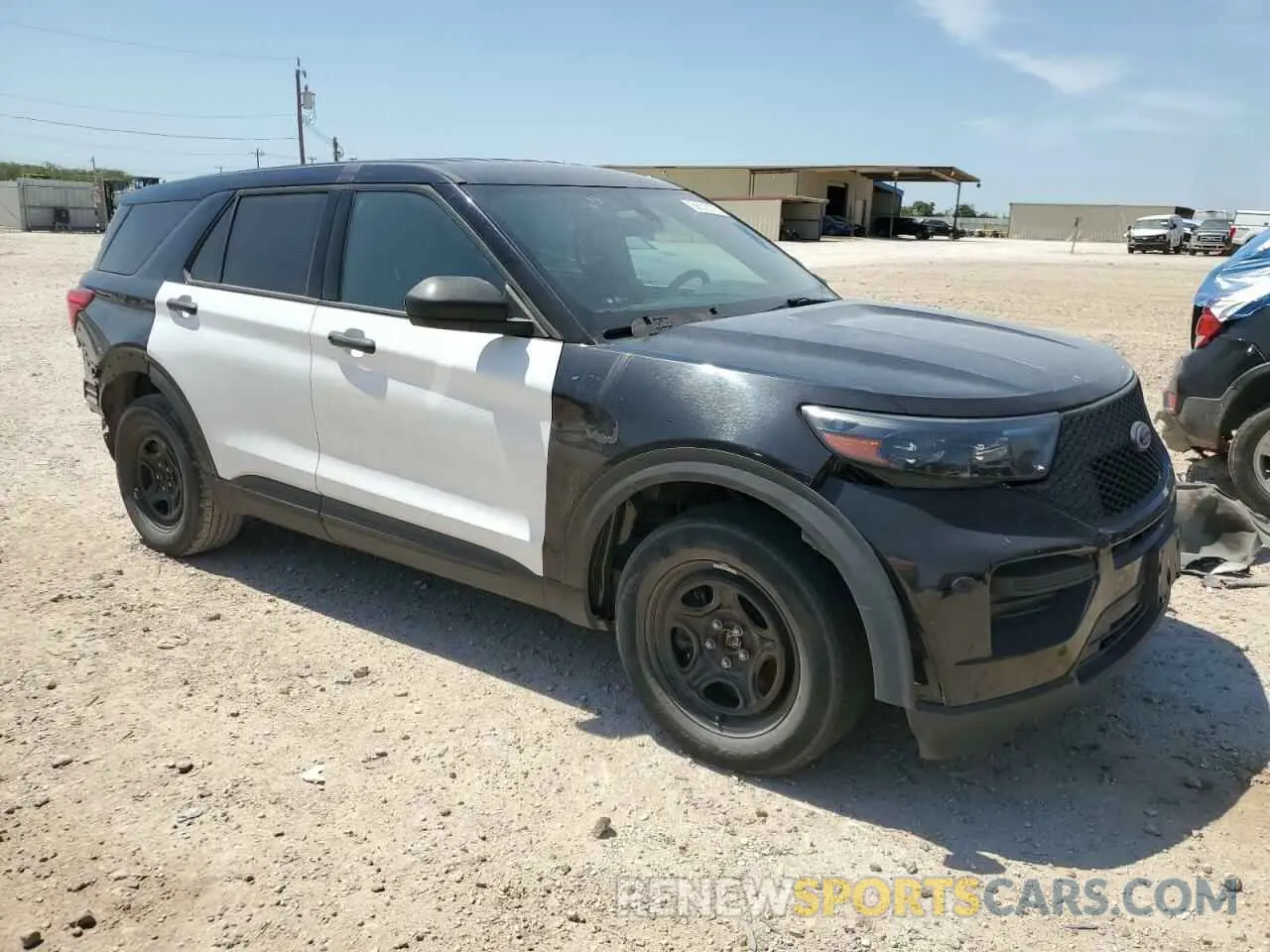 4 Photograph of a damaged car 1FM5K8AB6NGA48613 FORD EXPLORER 2022