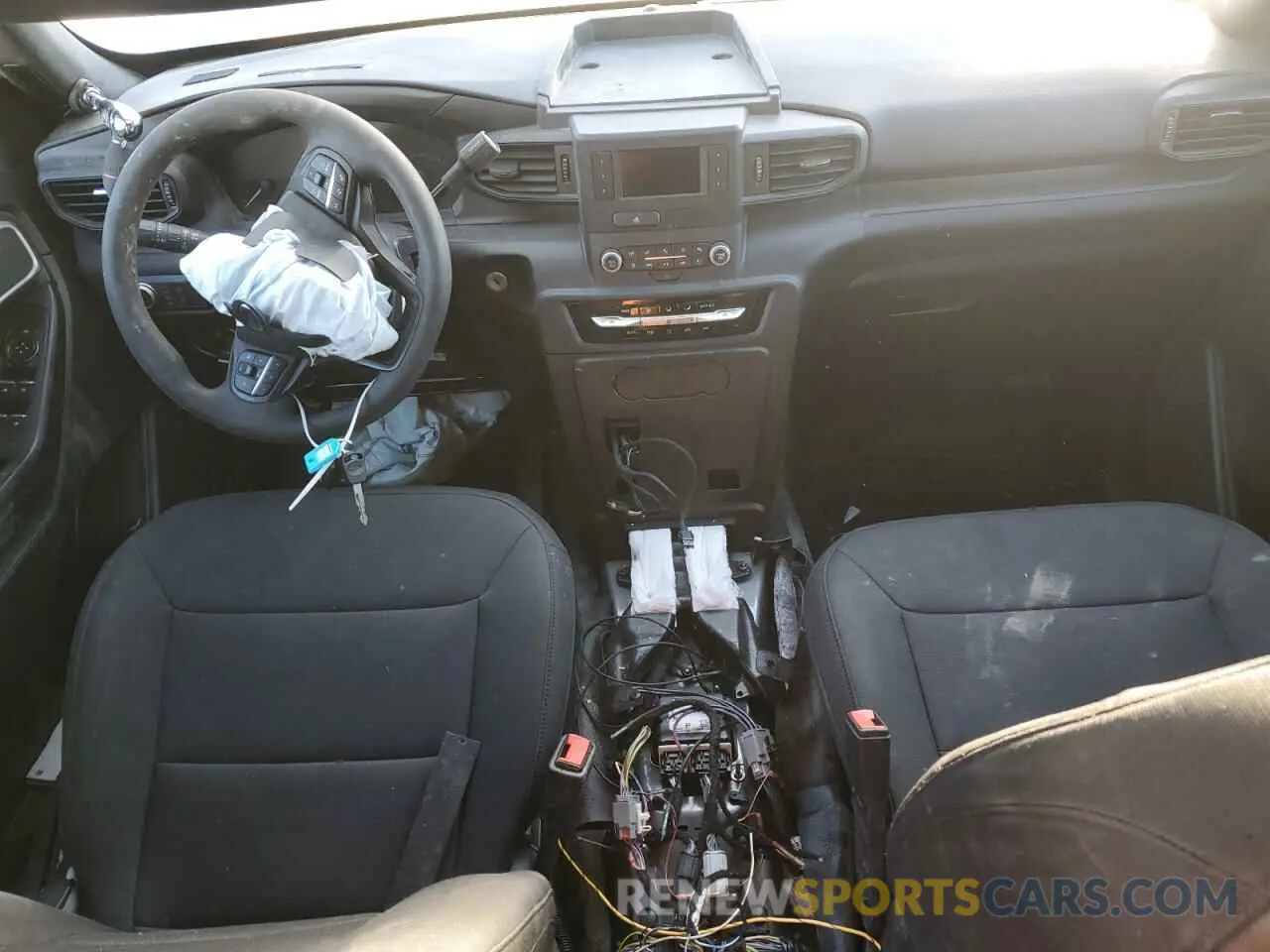 8 Photograph of a damaged car 1FM5K8AB6NGB01844 FORD EXPLORER 2022
