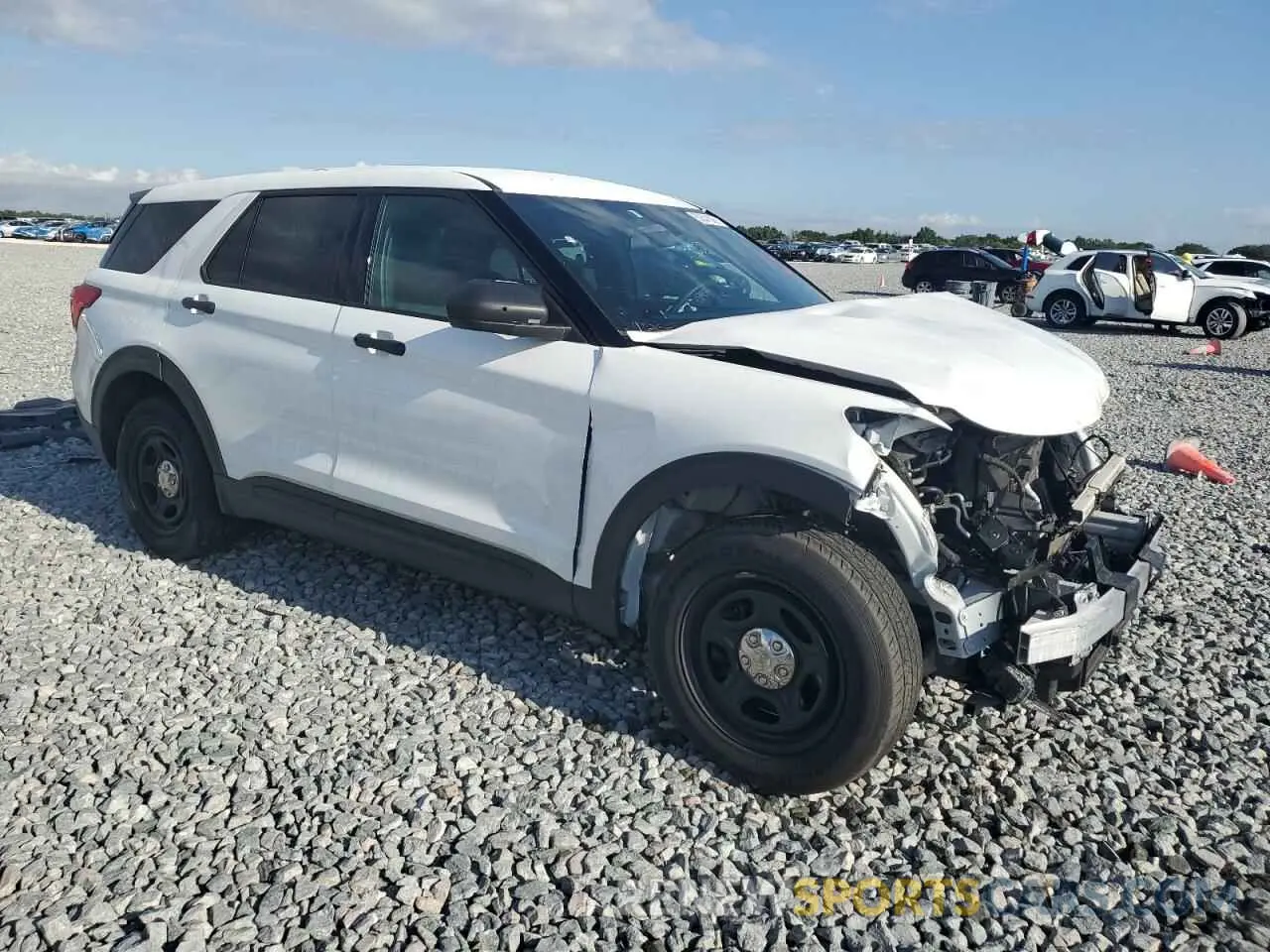 4 Photograph of a damaged car 1FM5K8ABXNGB71556 FORD EXPLORER 2022