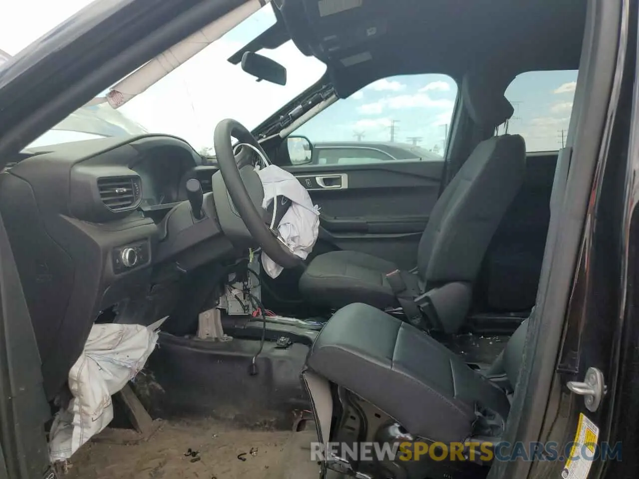7 Photograph of a damaged car 1FM5K8ABXNGC43307 FORD EXPLORER 2022