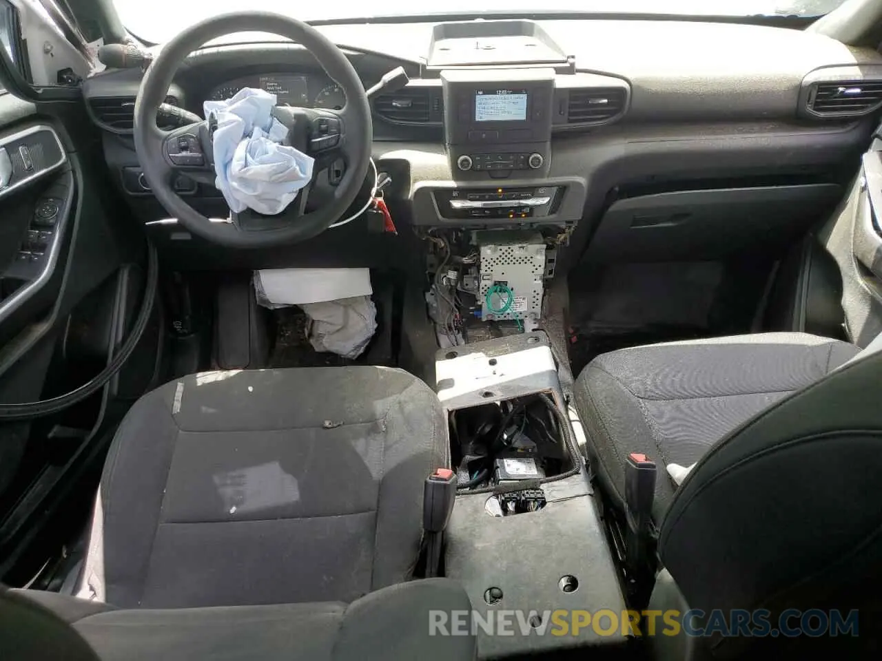 8 Photograph of a damaged car 1FM5K8AC1NGB17877 FORD EXPLORER 2022
