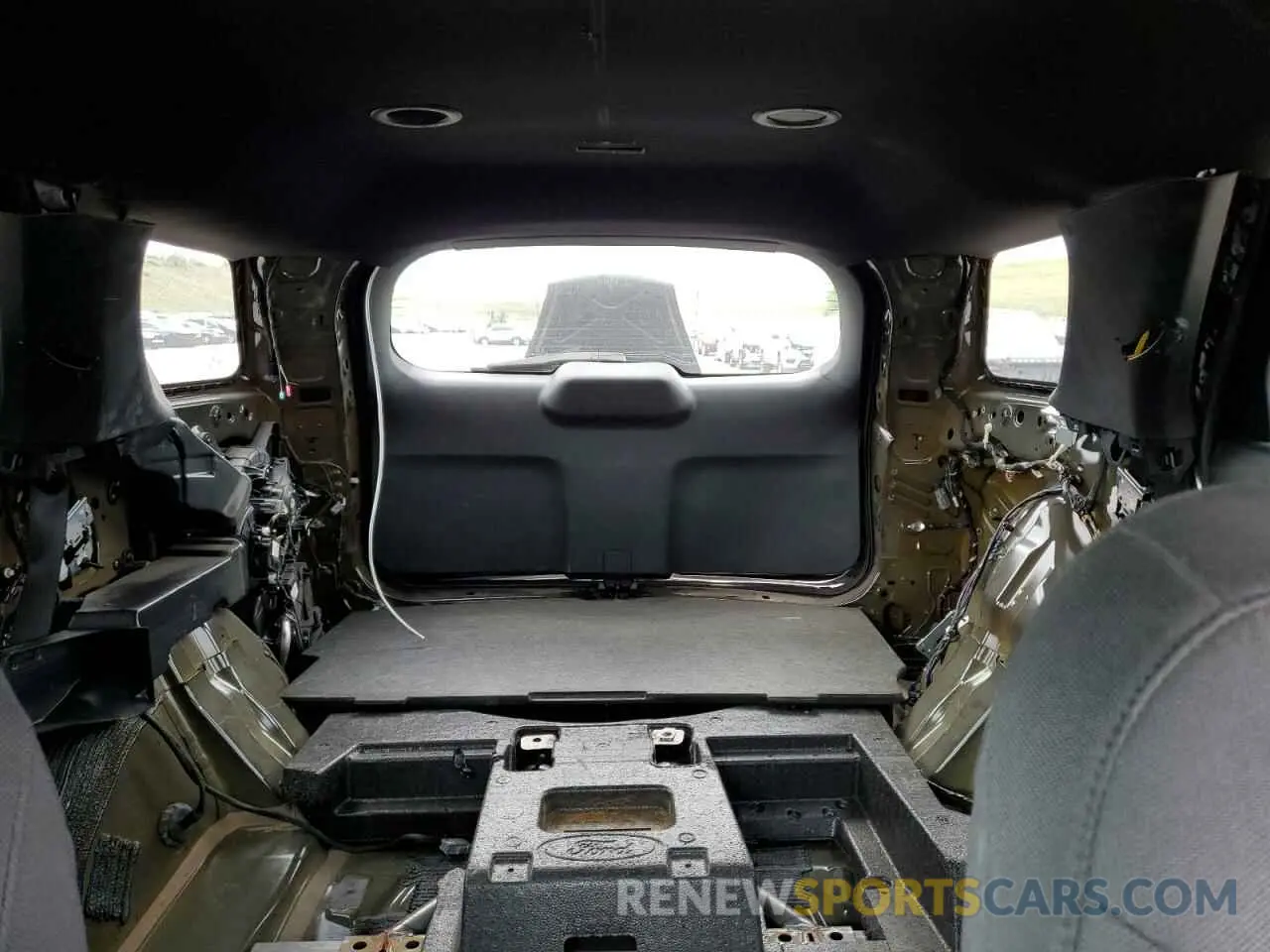 10 Photograph of a damaged car 1FM5K8AC6NGC24293 FORD EXPLORER 2022