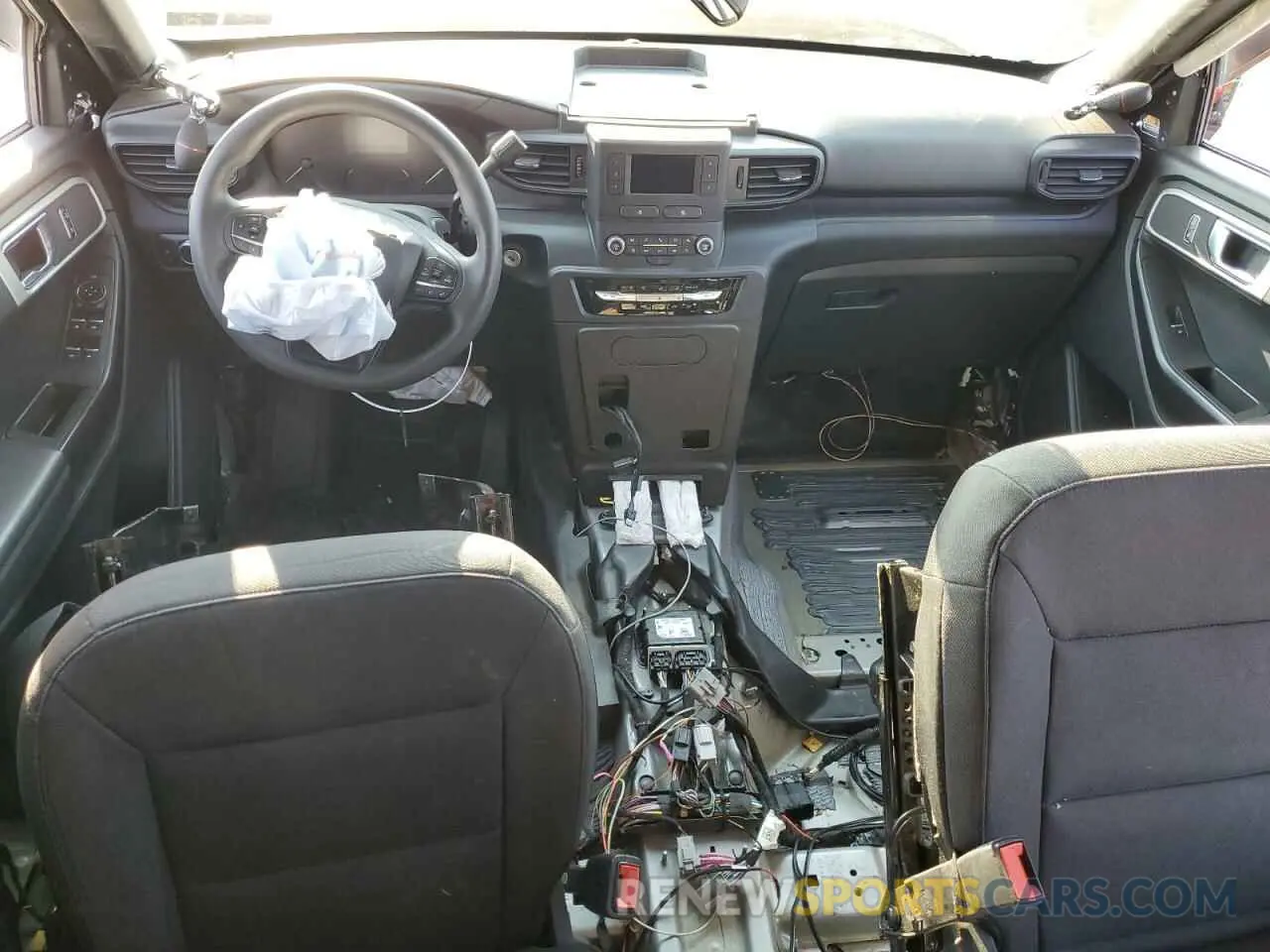 8 Photograph of a damaged car 1FM5K8AC7NGC23217 FORD EXPLORER 2022