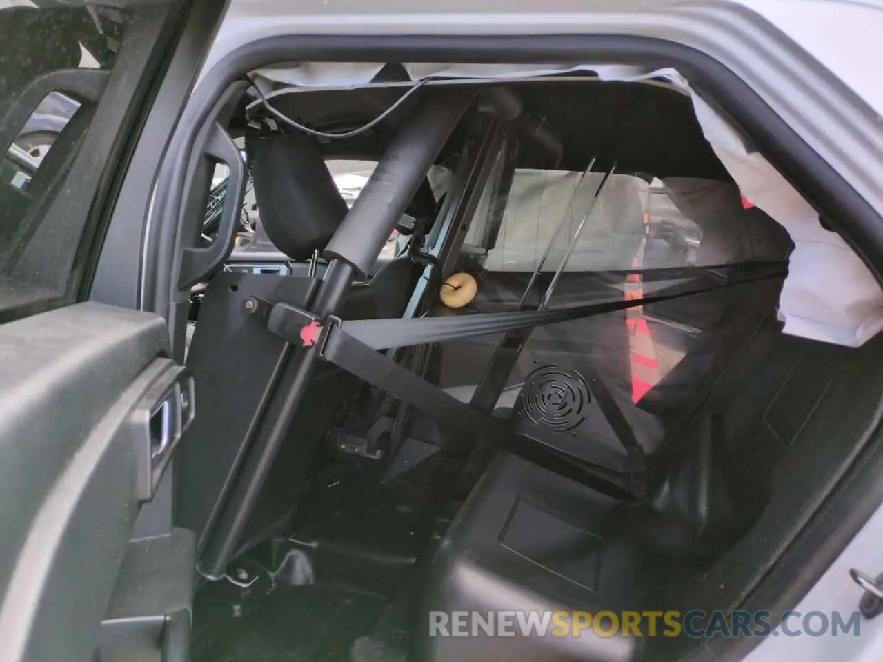 10 Фотография поврежденного автомобиля 1FM5K8AC8NGC05986 FORD EXPLORER 2022