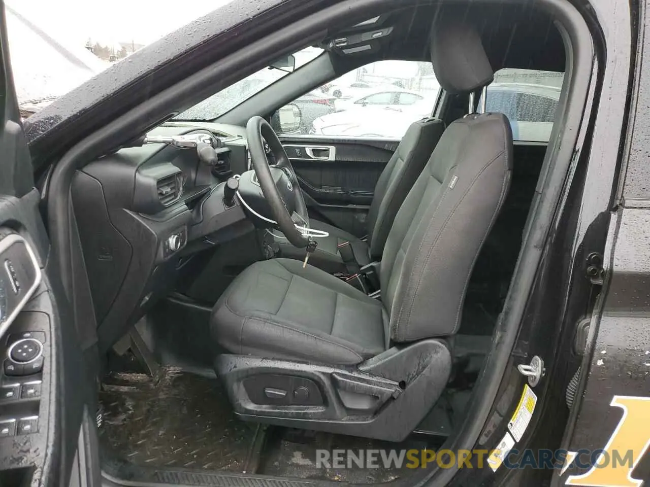 7 Photograph of a damaged car 1FM5K8AW3NNA11503 FORD EXPLORER 2022
