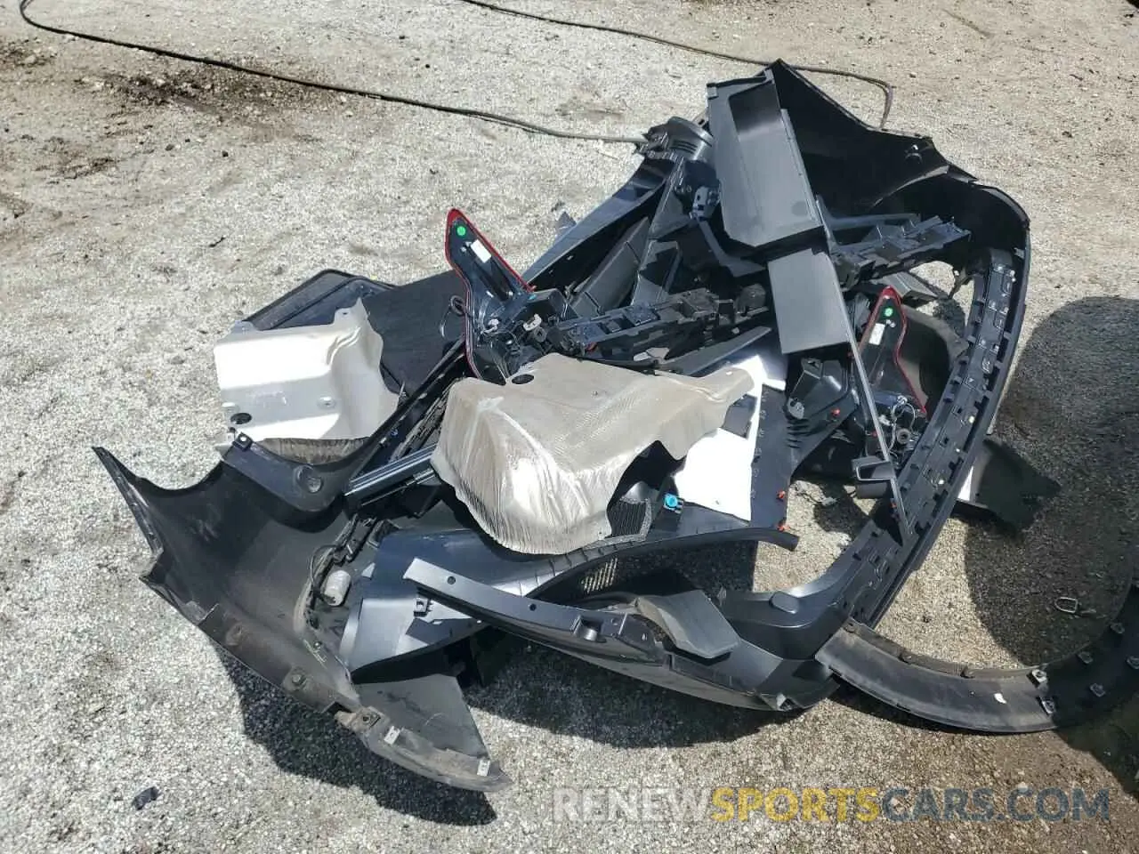 13 Photograph of a damaged car 1FM5K8FW6NNA10970 FORD EXPLORER 2022