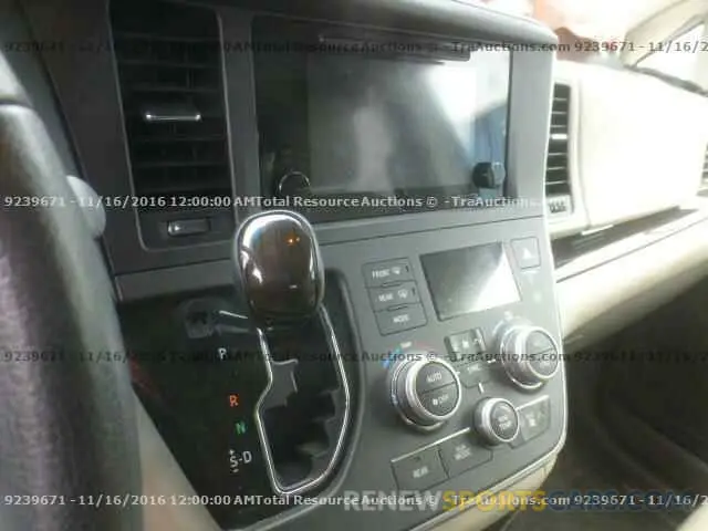 10 Фотография поврежденного автомобиля 1FM5K8GC0NGA46825 FORD EXPLORER 2022