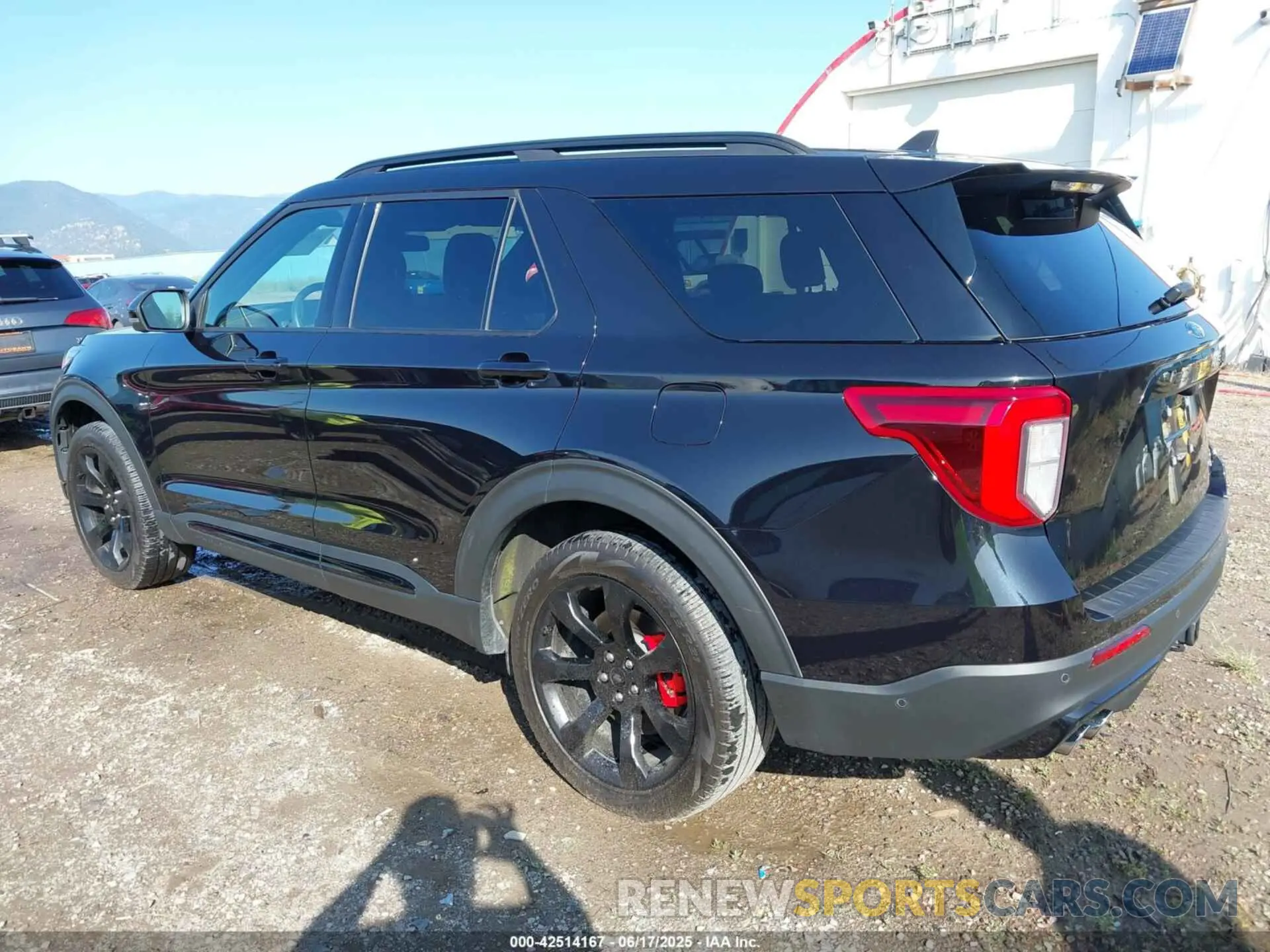 3 Photograph of a damaged car 1FM5K8GC2NGA12627 FORD EXPLORER 2022