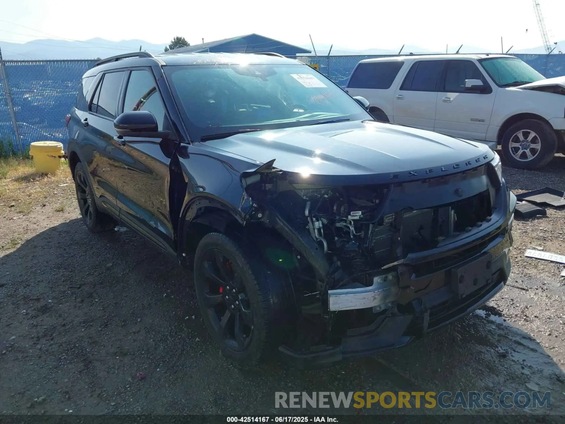 6 Photograph of a damaged car 1FM5K8GC2NGA12627 FORD EXPLORER 2022