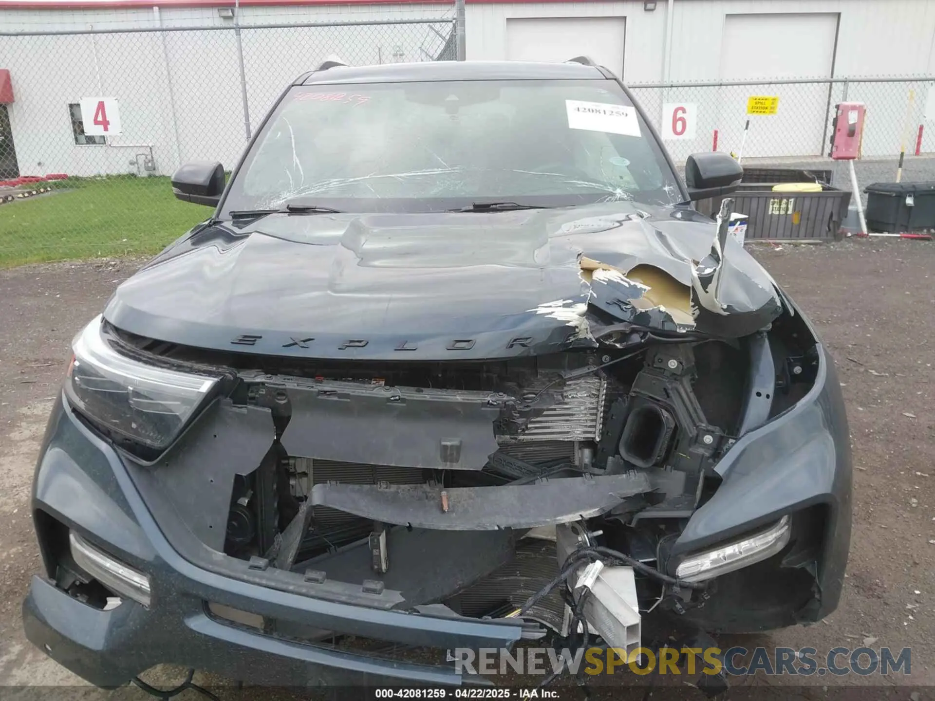 6 Photograph of a damaged car 1FM5K8GC2NGB82874 FORD EXPLORER 2022