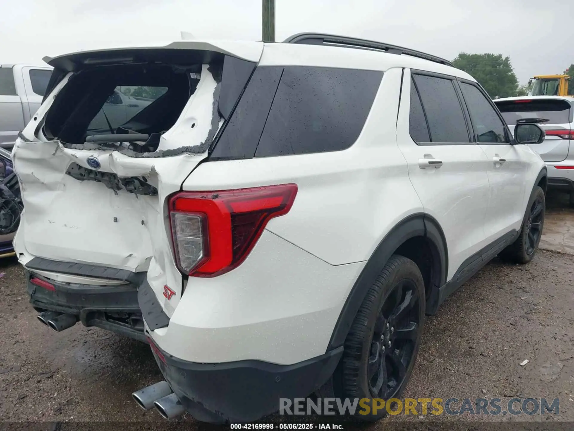 4 Фотография поврежденного автомобиля 1FM5K8GC8NGA21381 FORD EXPLORER 2022