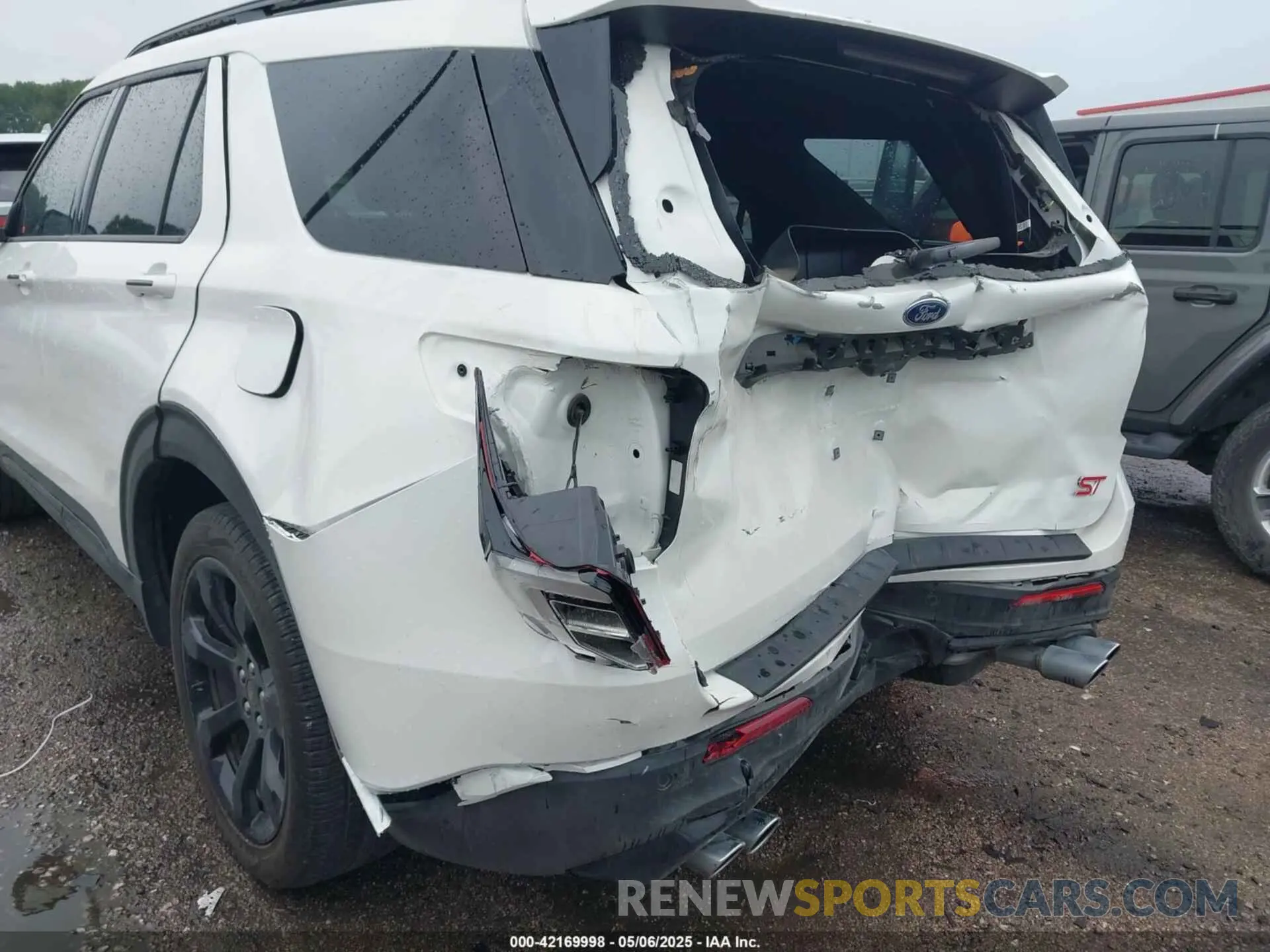 6 Фотография поврежденного автомобиля 1FM5K8GC8NGA21381 FORD EXPLORER 2022