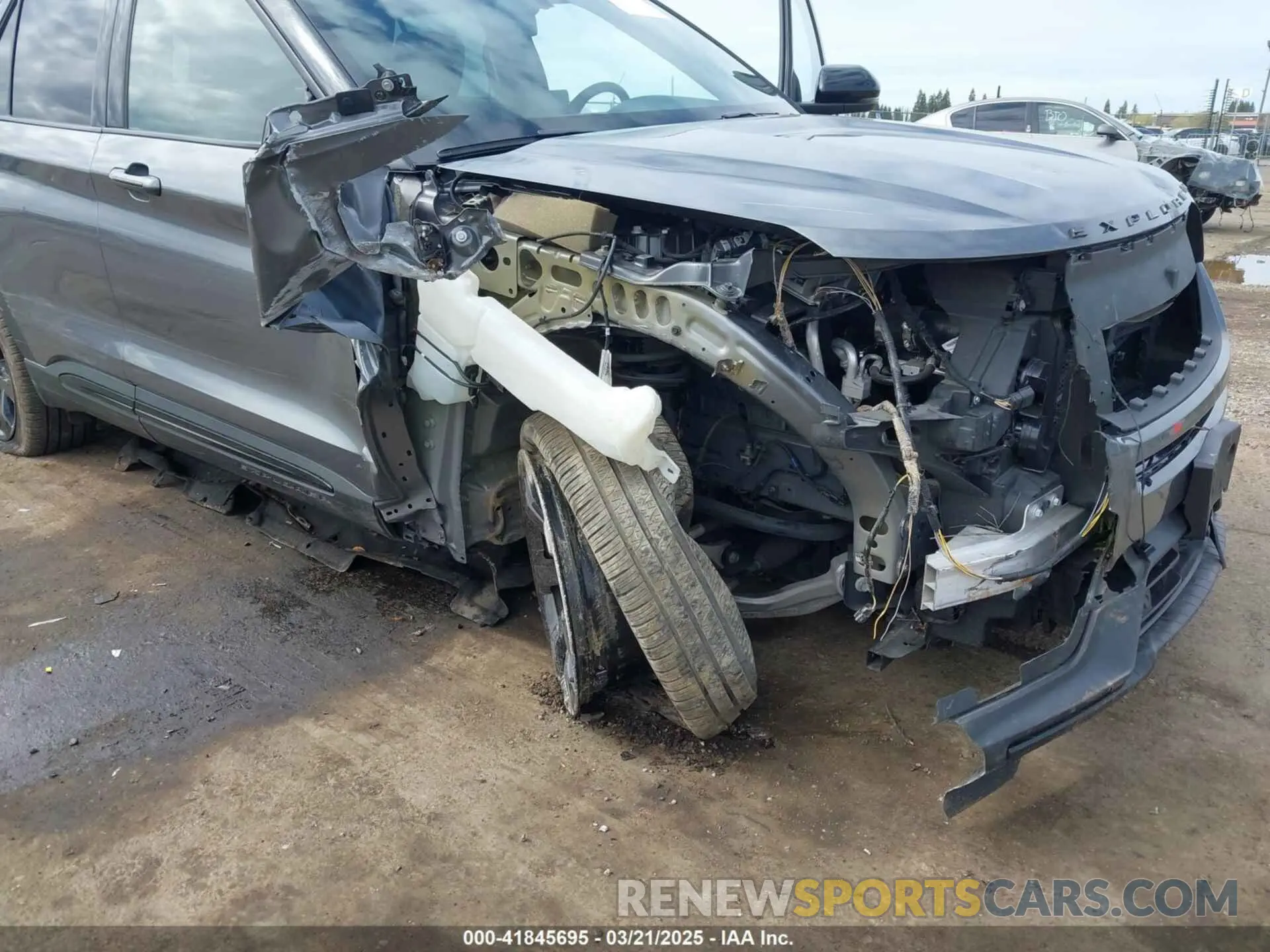 6 Photograph of a damaged car 1FM5K8GCXNGC20898 FORD EXPLORER 2022