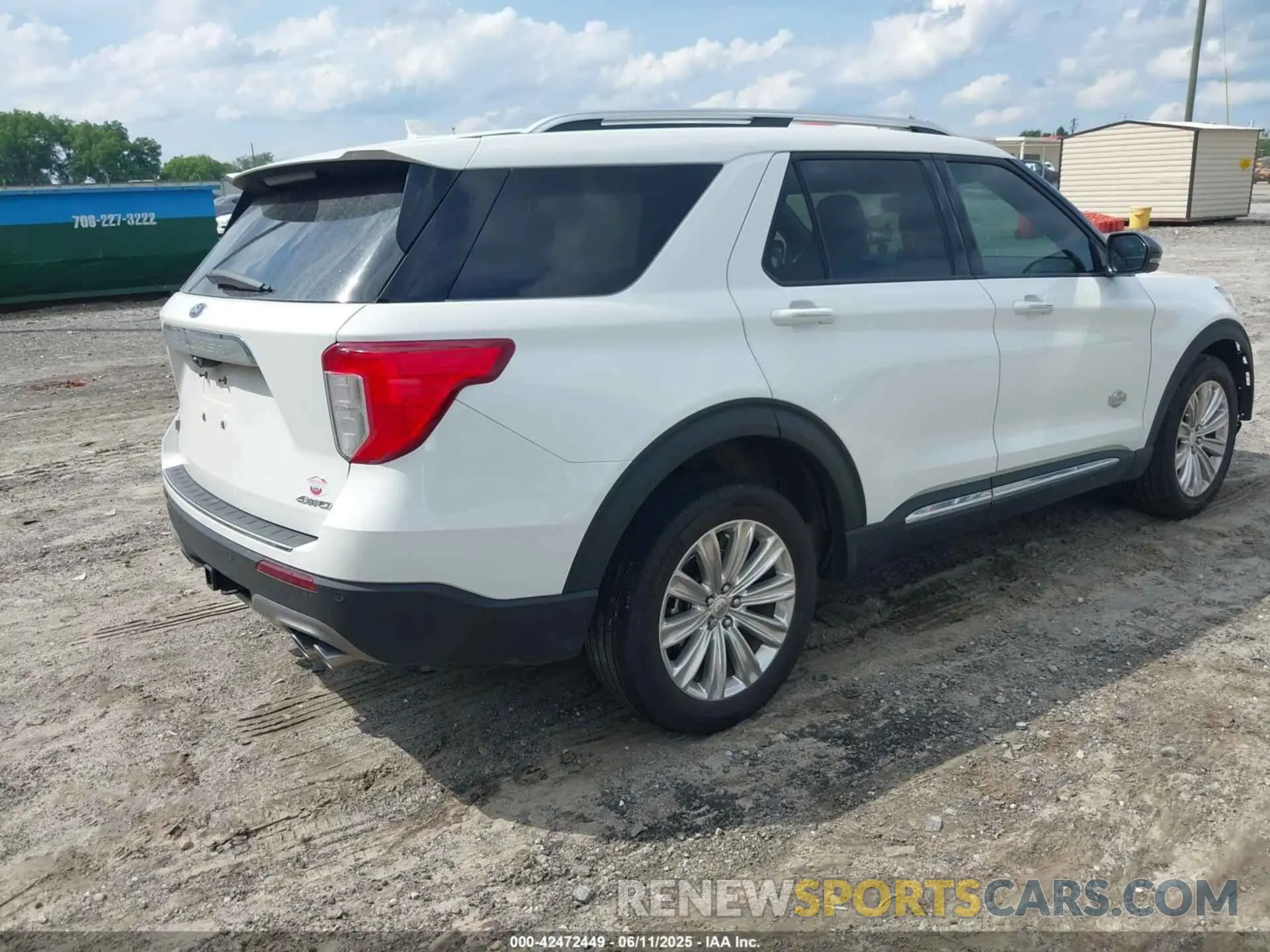 4 Photograph of a damaged car 1FM5K8LC9NGA81403 FORD EXPLORER 2022