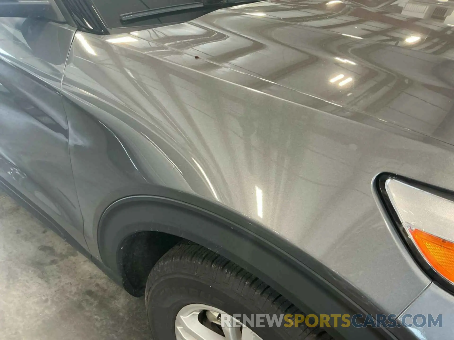 28 Photograph of a damaged car 1FMSK7BH1NGB75169 FORD EXPLORER 2022