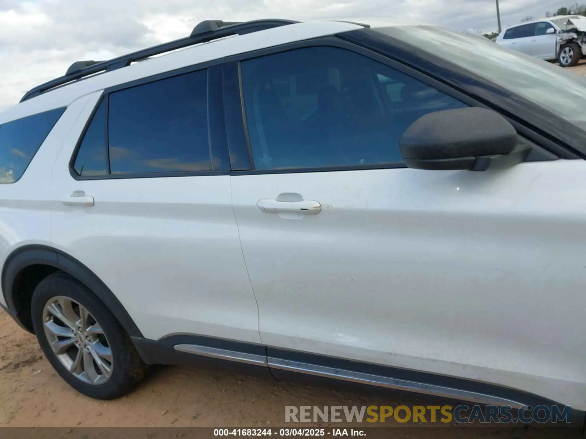 13 Photograph of a damaged car 1FMSK7DH1NGA36608 FORD EXPLORER 2022
