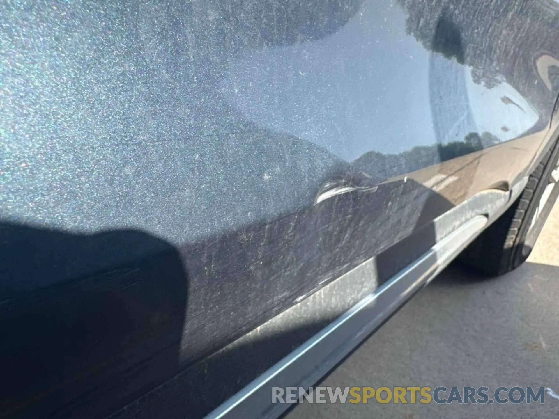 18 Photograph of a damaged car 1FMSK7DH1NGB83527 FORD EXPLORER 2022
