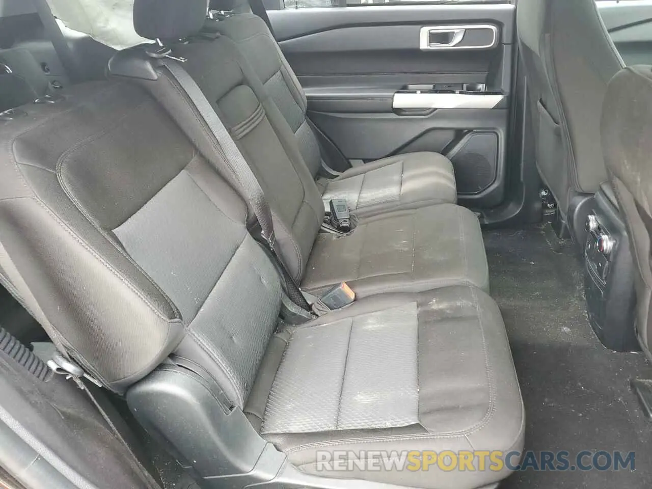11 Photograph of a damaged car 1FMSK7DH2NGA12477 FORD EXPLORER 2022
