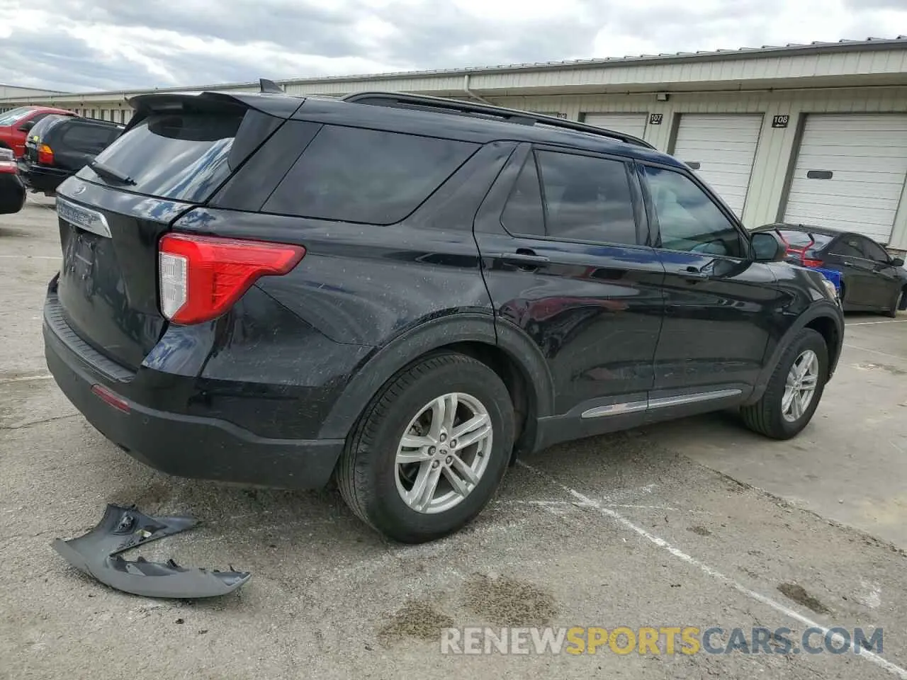 3 Photograph of a damaged car 1FMSK7DH2NGA12477 FORD EXPLORER 2022