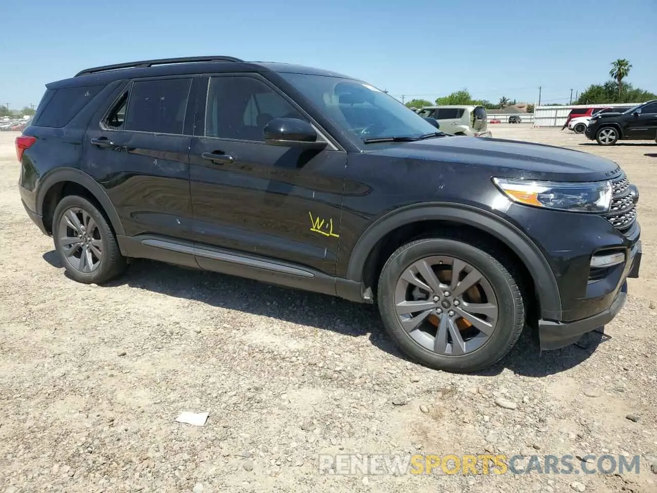 4 Photograph of a damaged car 1FMSK7DH2NGC41211 FORD EXPLORER 2022