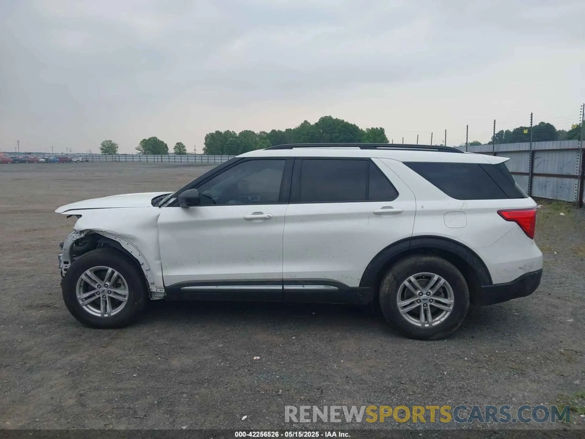 15 Photograph of a damaged car 1FMSK7DH3NGC41301 FORD EXPLORER 2022