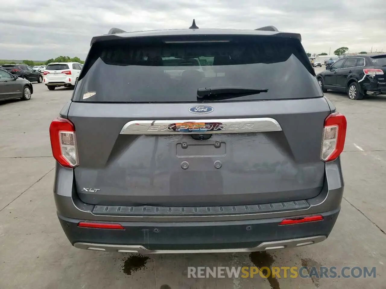 6 Photograph of a damaged car 1FMSK7DH5NGA30438 FORD EXPLORER 2022
