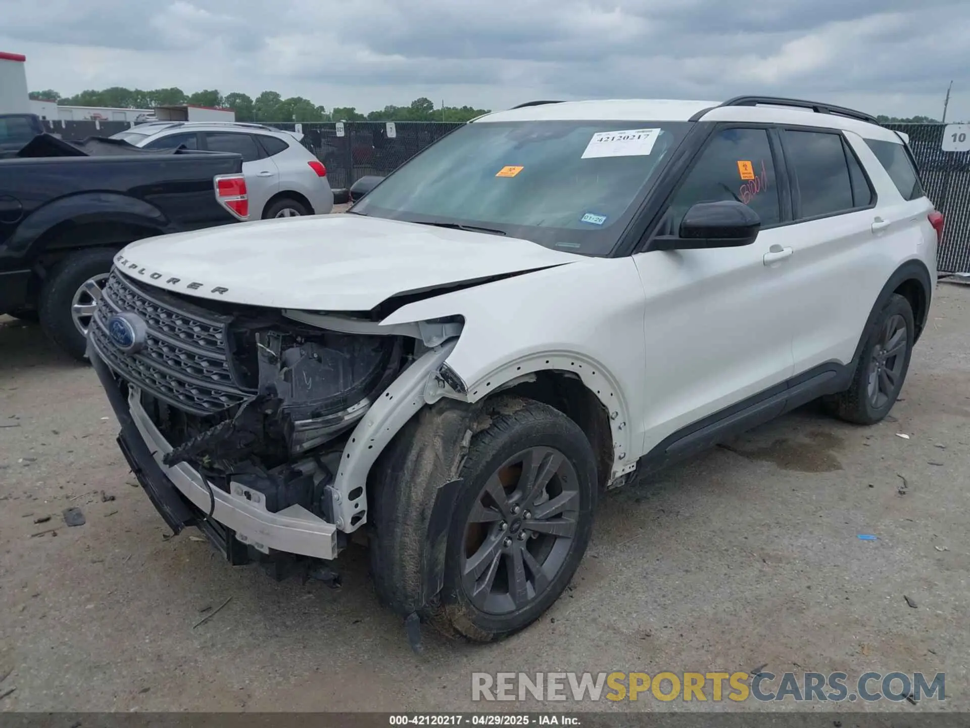 2 Фотография поврежденного автомобиля 1FMSK7DH5NGC47018 FORD EXPLORER 2022