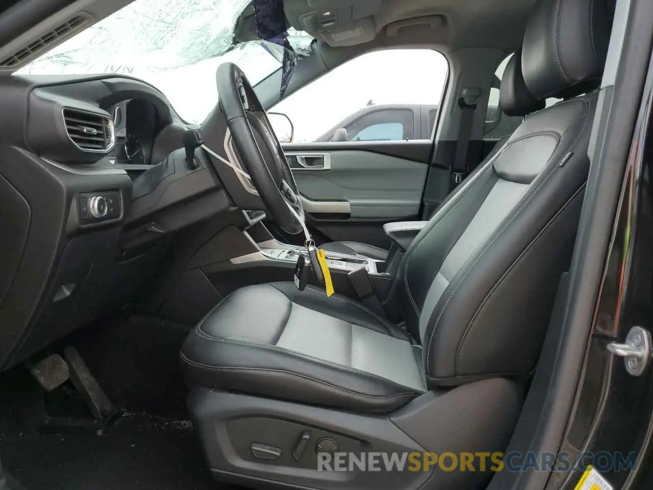7 Photograph of a damaged car 1FMSK7DH7NGA87675 FORD EXPLORER 2022