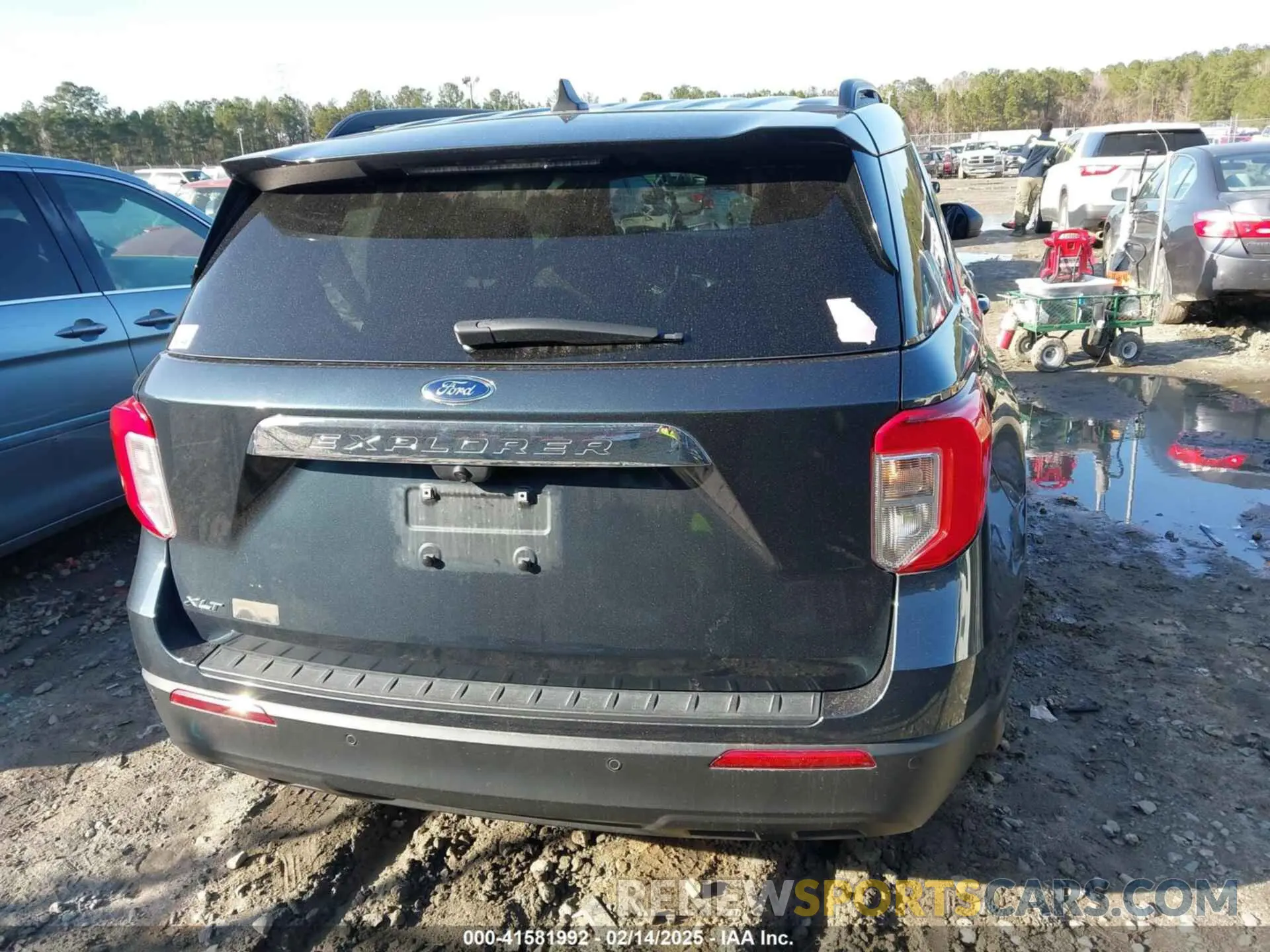 16 Photograph of a damaged car 1FMSK7DH8NGB75800 FORD EXPLORER 2022