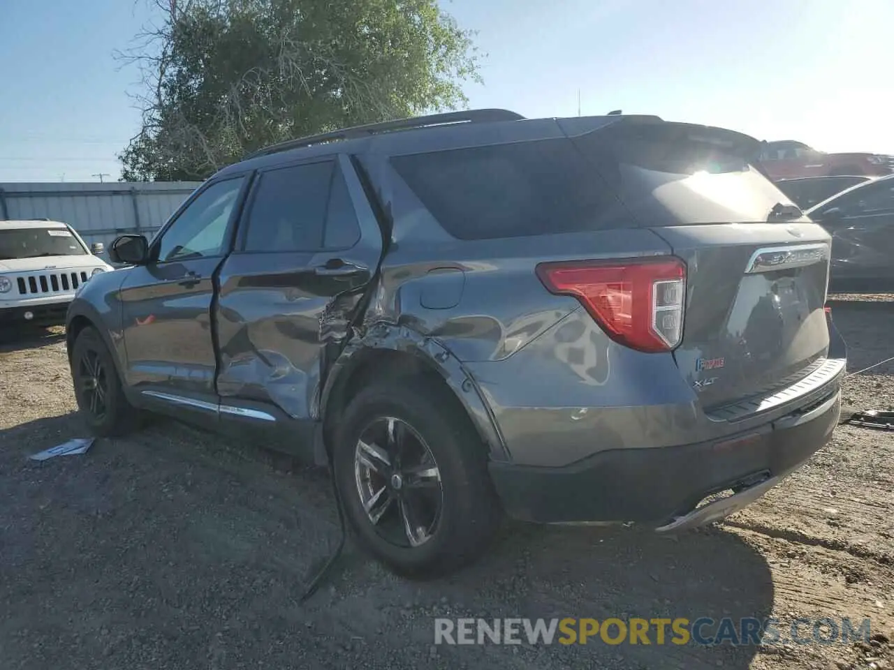 2 Photograph of a damaged car 1FMSK7DH9NGB24113 FORD EXPLORER 2022