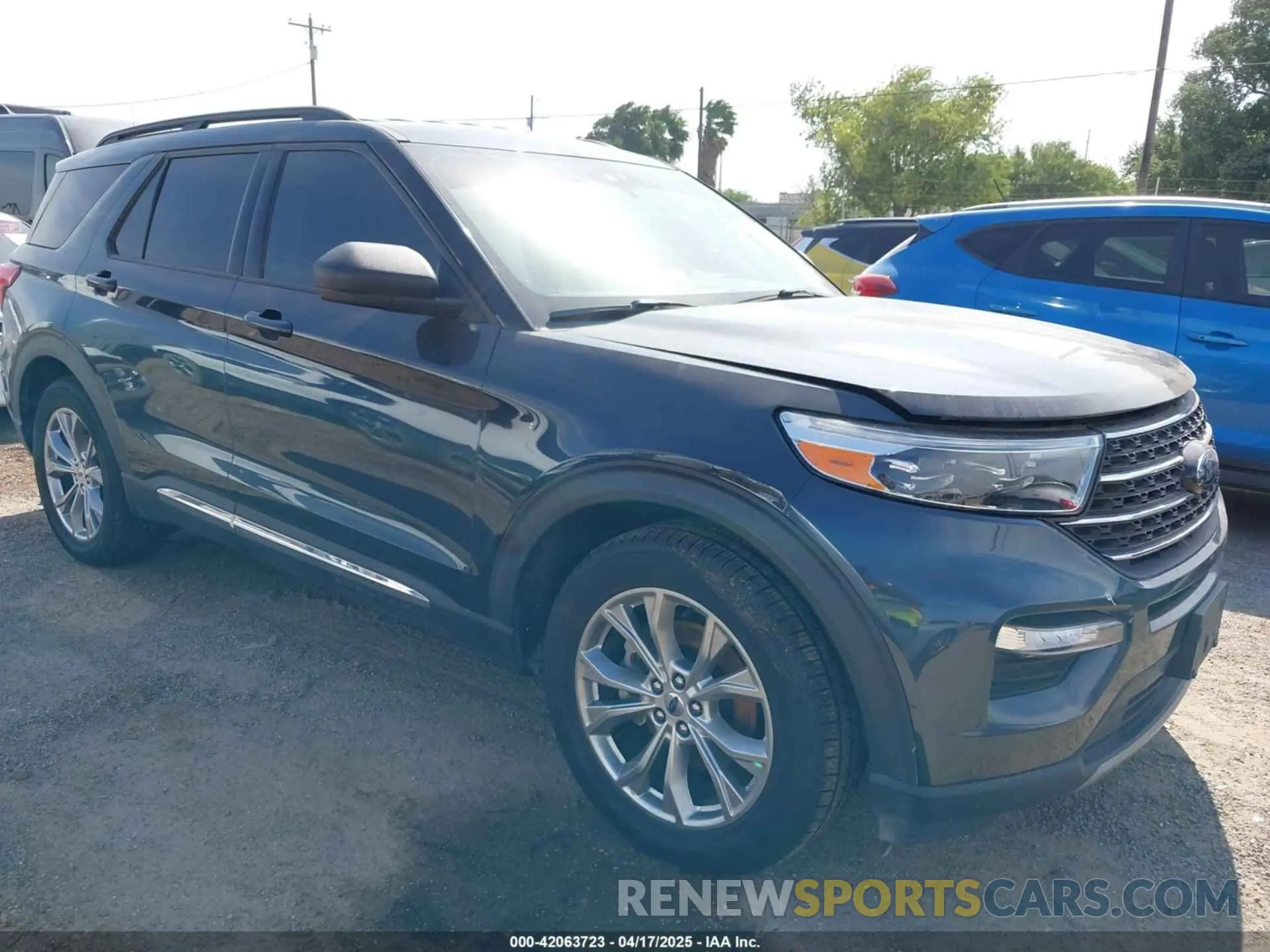 1 Photograph of a damaged car 1FMSK7DHXNGA75438 FORD EXPLORER 2022