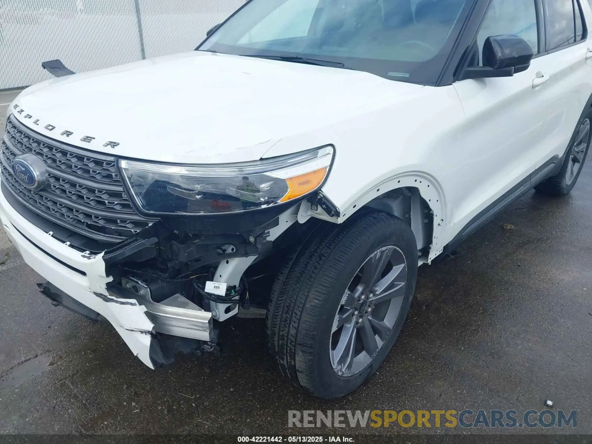 6 Фотография поврежденного автомобиля 1FMSK7DHXNGB35329 FORD EXPLORER 2022