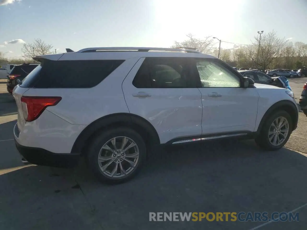 3 Photograph of a damaged car 1FMSK7FH2NGA56590 FORD EXPLORER 2022