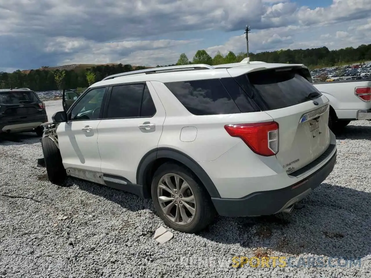 2 Фотография поврежденного автомобиля 1FMSK7FH4NGA89073 FORD EXPLORER 2022