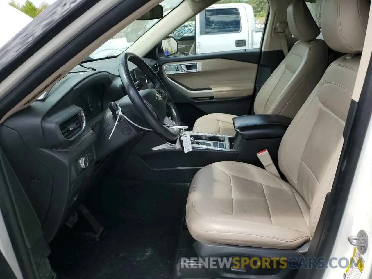 7 Фотография поврежденного автомобиля 1FMSK7FH4NGA89073 FORD EXPLORER 2022