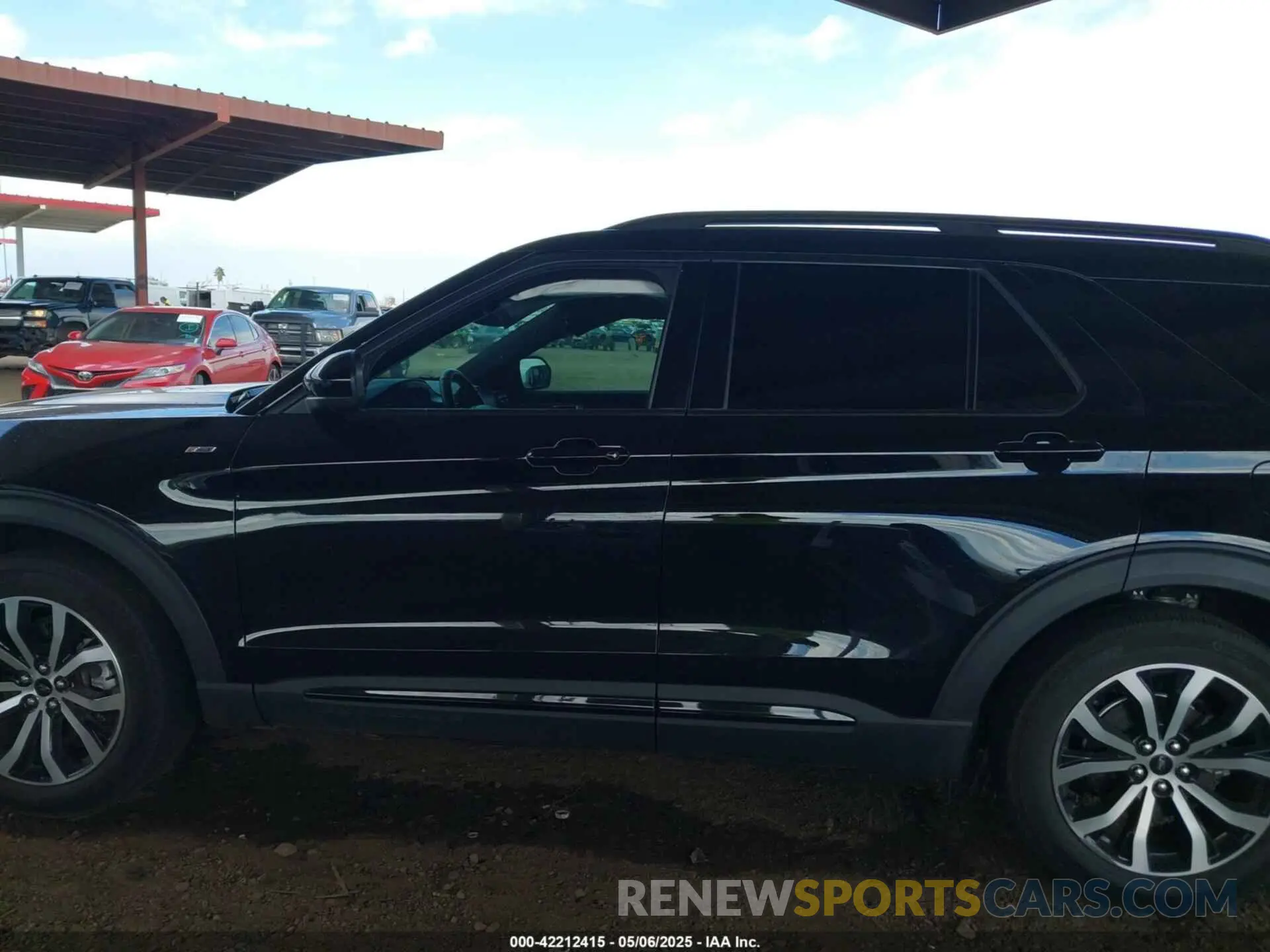 14 Photograph of a damaged car 1FMSK7KH5NGA21032 FORD EXPLORER 2022