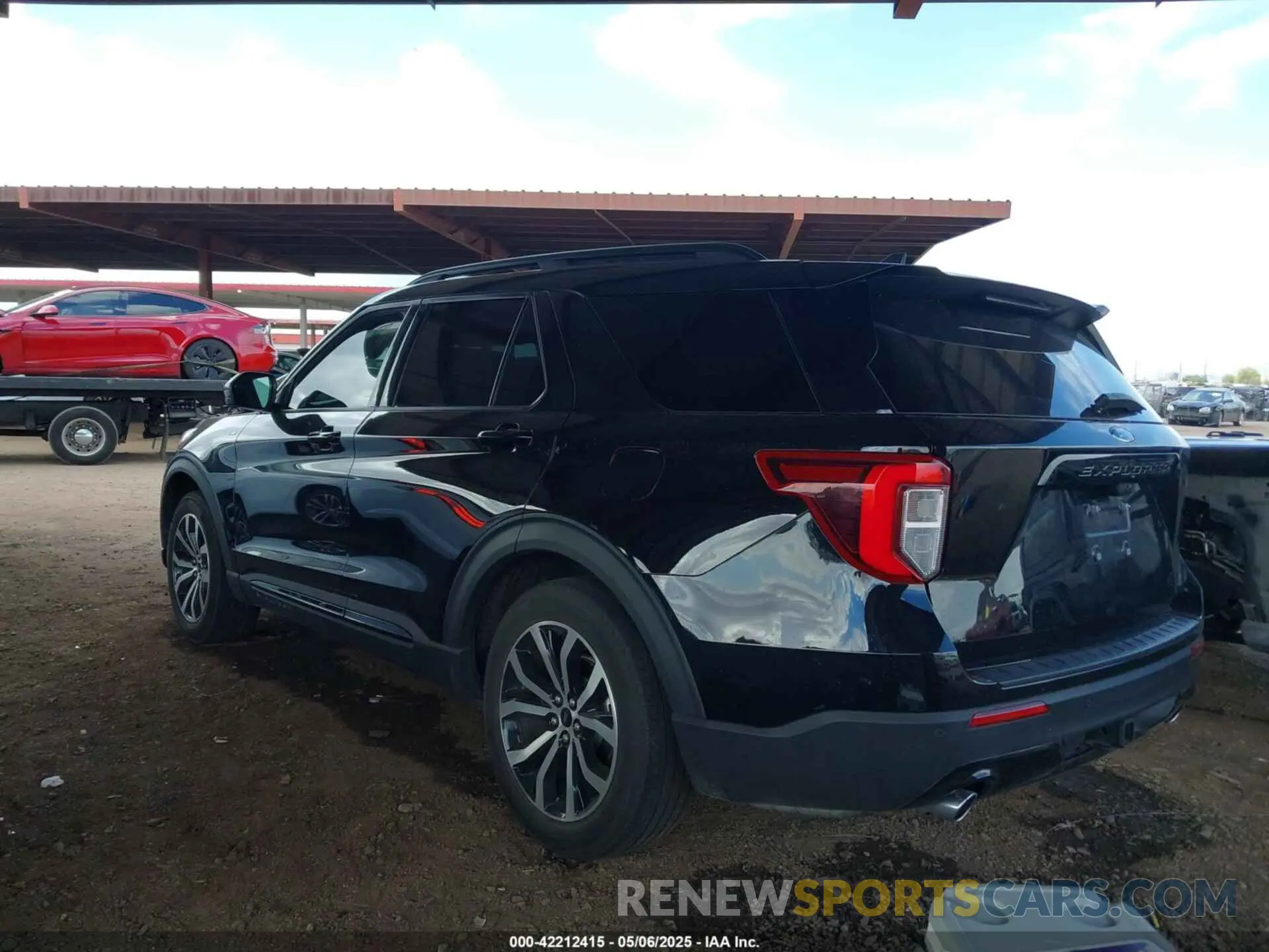 3 Photograph of a damaged car 1FMSK7KH5NGA21032 FORD EXPLORER 2022