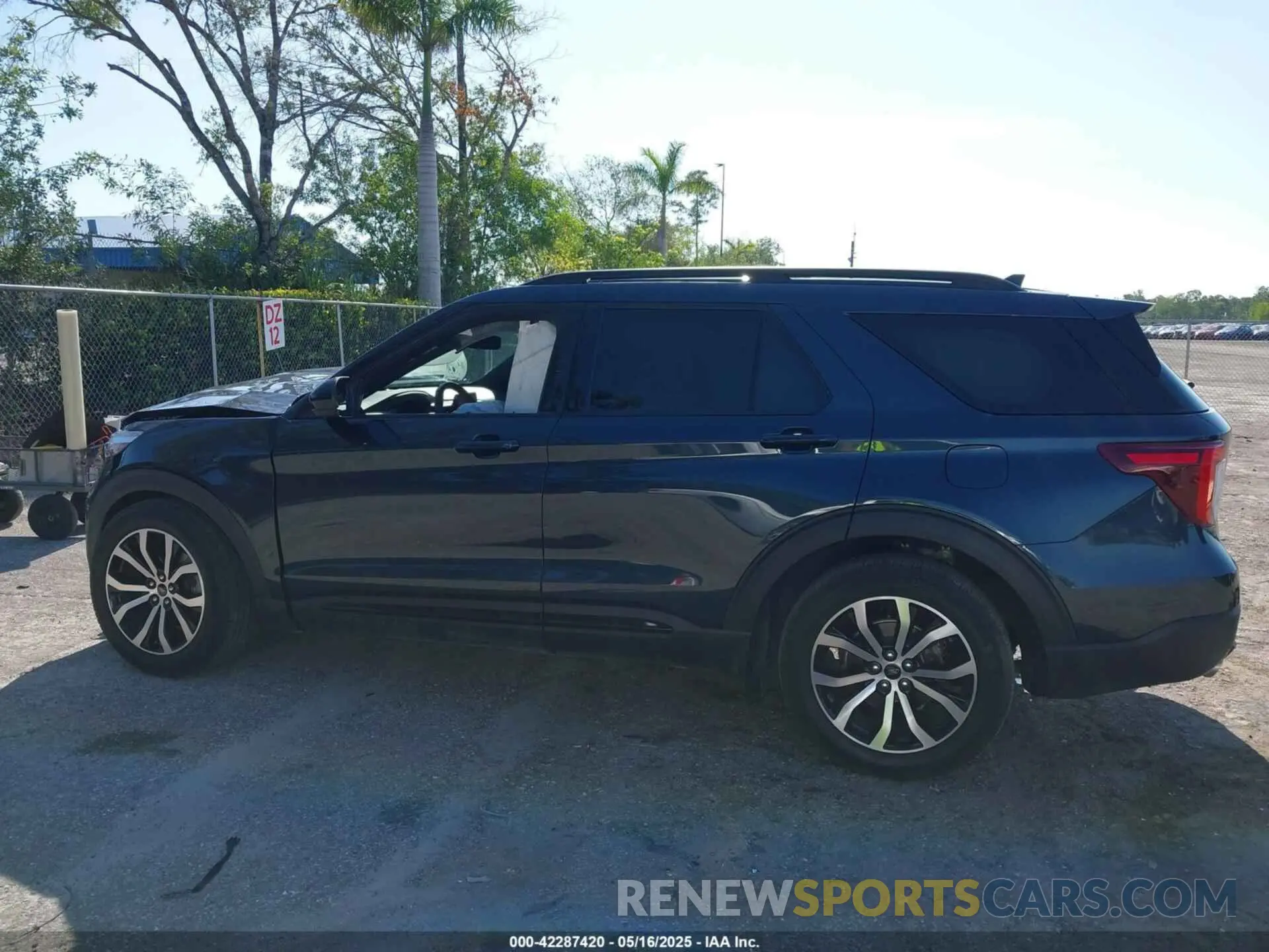 15 Photograph of a damaged car 1FMSK7KH9NGB68860 FORD EXPLORER 2022